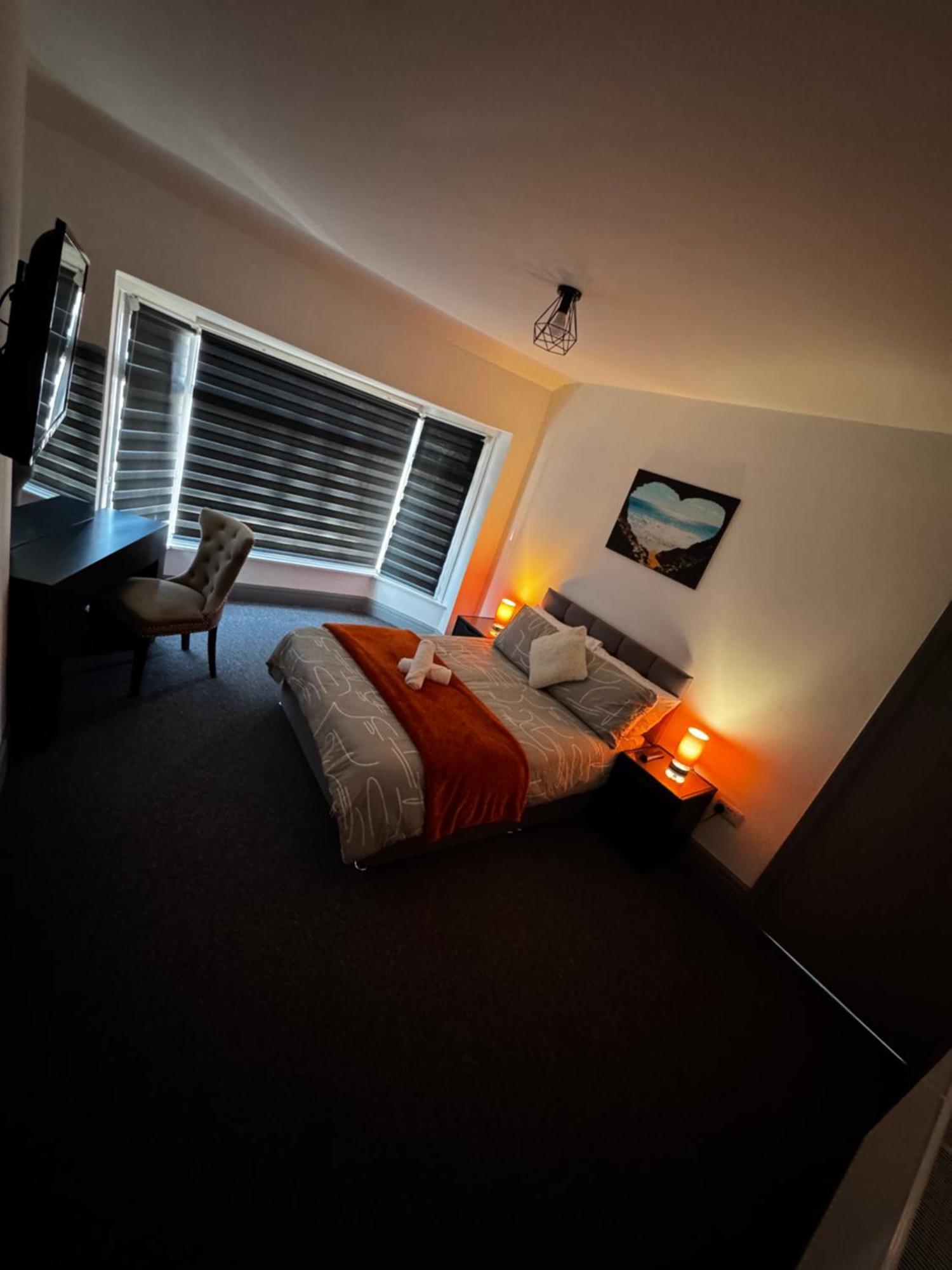 Melville House - Pet Friendly Блекпул Екстериор снимка